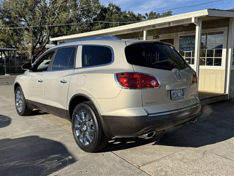2010 Buick Enclave CXL - Photo 5 - Lakeport, CA 95453-5619