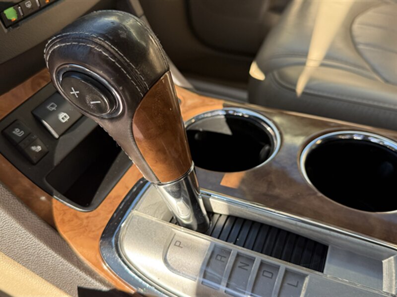 2010 Buick Enclave CXL - Photo 12 - Lakeport, CA 95453-5619