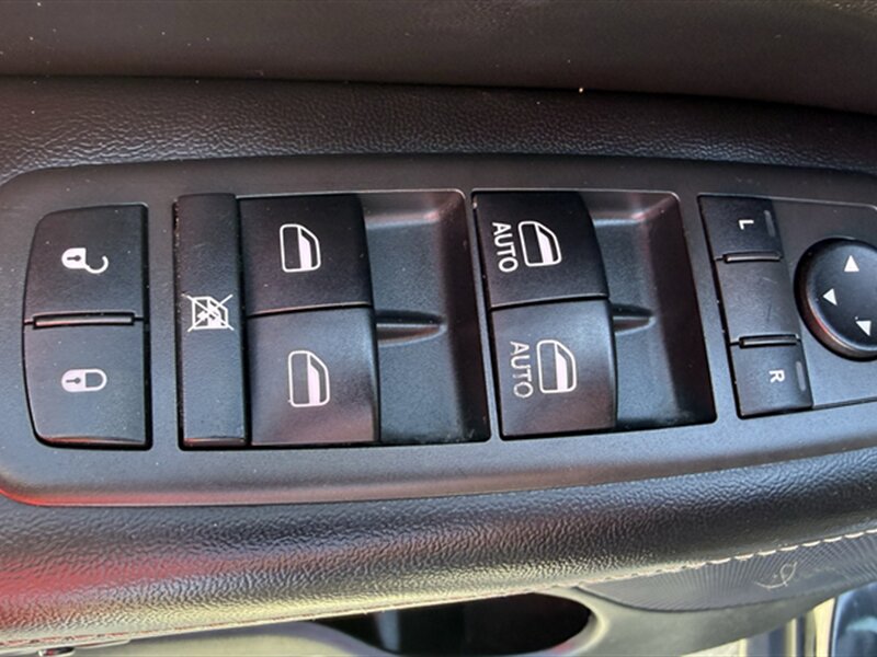 2014 Jeep Grand Cherokee Limited 4x4 - Photo 20 - Lakeport, CA 95453-5619