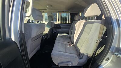 2016 Toyota Sequoia SR5   - Photo 11 - Lakeport, CA 95453-5619