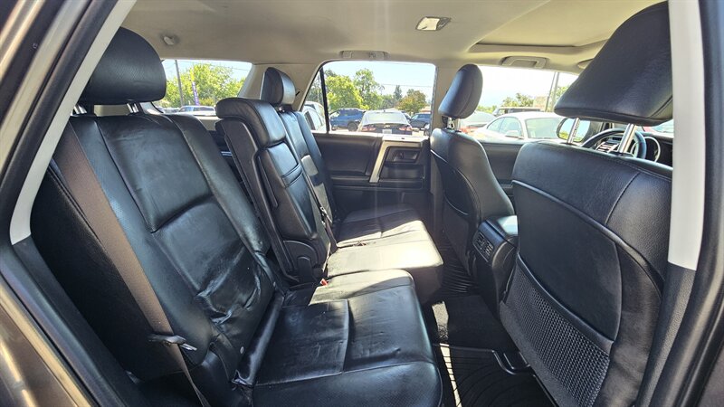 2012 Toyota 4Runner Limited - Photo 10 - Lakeport, CA 95453-5619