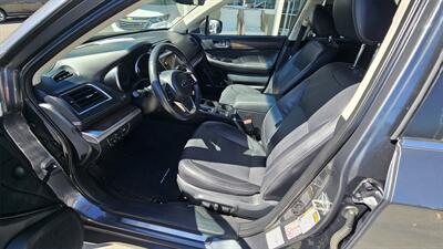 2018 Subaru Outback 2.5i Limited   - Photo 9 - Lakeport, CA 95453-5619