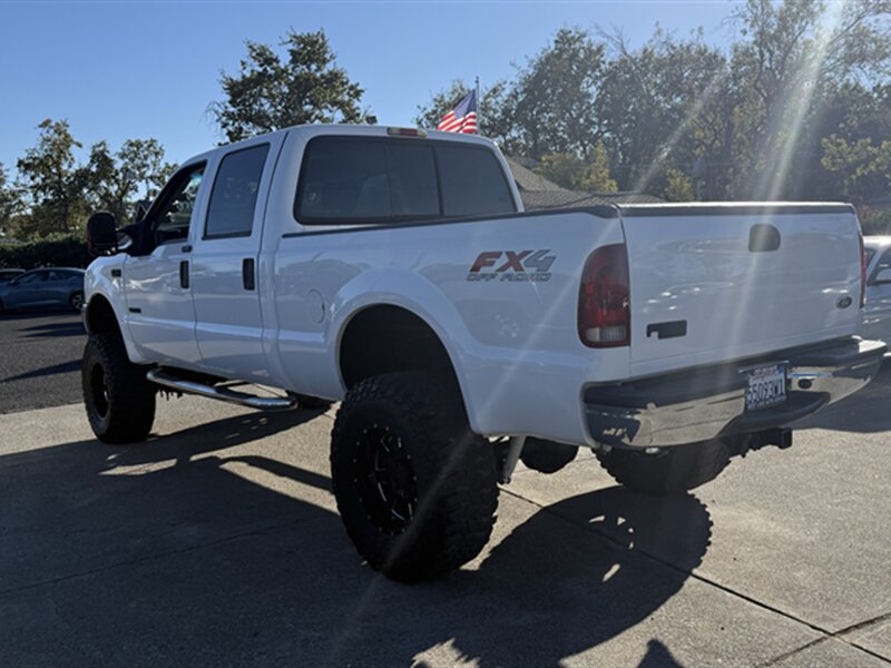 2004 Ford F-250 Super Duty Lariat - Photo 5 - Lakeport, CA 95453-5619