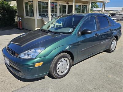 2000 Ford Focus LX Sedan