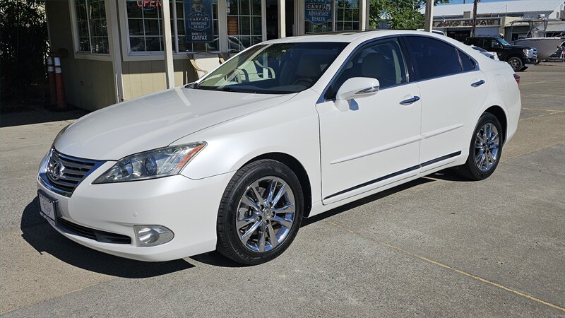2011 Lexus ES  