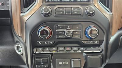 2020 Chevrolet Silverado 2500 High Country   - Photo 13 - Lakeport, CA 95453-5619