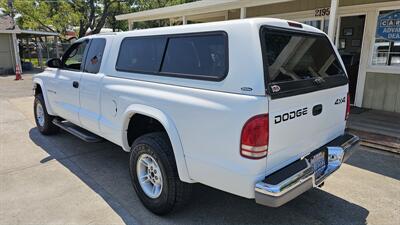 2000 Dodge Dakota 2dr   - Photo 4 - Lakeport, CA 95453-5619