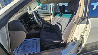 2002 Subaru Outback   - Photo 8 - Lakeport, CA 95453-5619
