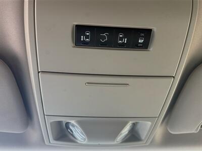 2012 Dodge Grand Caravan SXT   - Photo 14 - Lakeport, CA 95453-5619