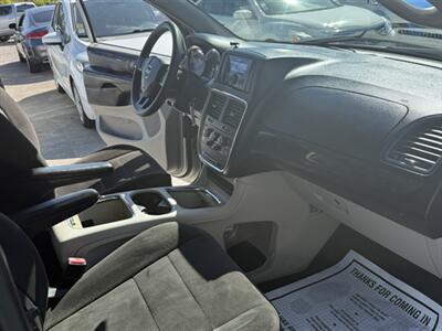 2012 Dodge Grand Caravan SXT   - Photo 28 - Lakeport, CA 95453-5619