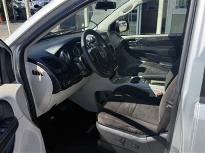 2012 Dodge Grand Caravan SXT   - Photo 6 - Lakeport, CA 95453-5619