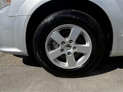 2012 Dodge Grand Caravan SXT   - Photo 29 - Lakeport, CA 95453-5619