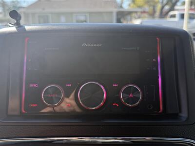 2012 Dodge Grand Caravan SXT   - Photo 11 - Lakeport, CA 95453-5619