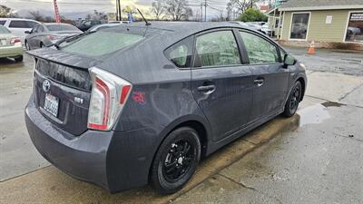 2013 Toyota Prius Two   - Photo 3 - Lakeport, CA 95453-5619