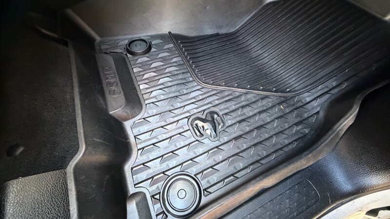 2021 RAM 1500 Big Horn HEMI - Photo 11 - Lakeport, CA 95453-5619