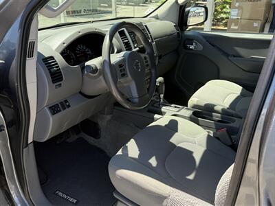 2016 Nissan Frontier SV - Photo 5 - Lakeport, CA 95453-5619