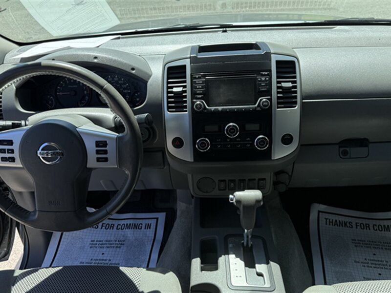 2016 Nissan Frontier SV - Photo 6 - Lakeport, CA 95453-5619