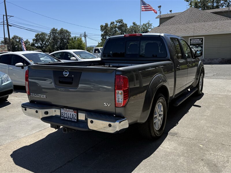 2016 Nissan Frontier SV - Photo 3 - Lakeport, CA 95453-5619