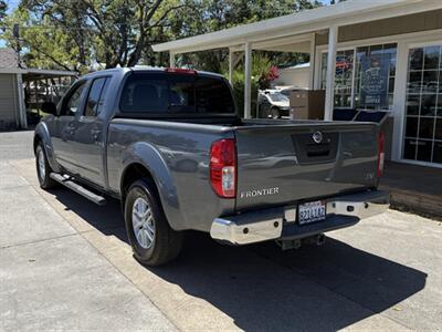 2016 Nissan Frontier SV - Photo 4 - Lakeport, CA 95453-5619