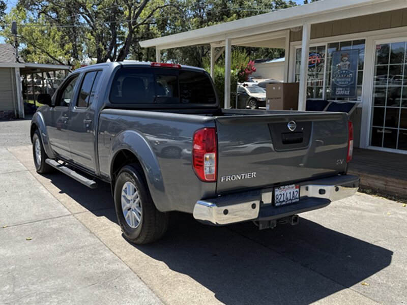 2016 Nissan Frontier SV - Photo 4 - Lakeport, CA 95453-5619