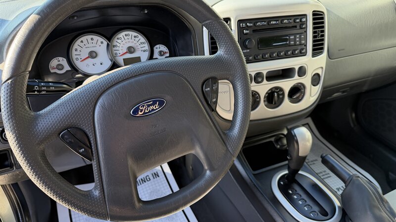2005 Ford Escape XLT - Photo 13 - Lakeport, CA 95453-5619