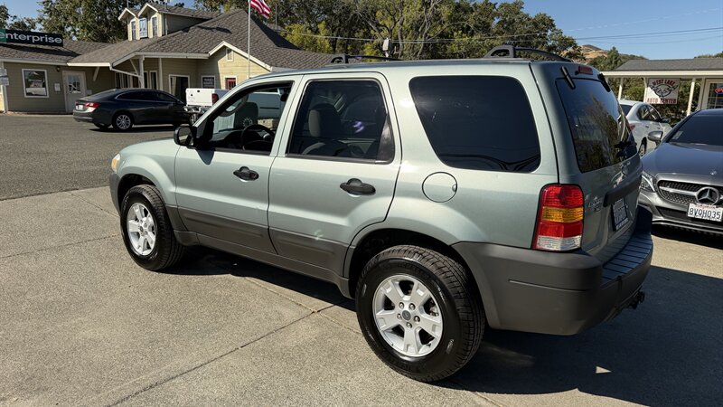 2005 Ford Escape XLT - Photo 3 - Lakeport, CA 95453-5619