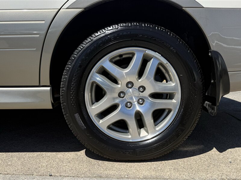 2003 Subaru Outback - Photo 18 - Lakeport, CA 95453-5619