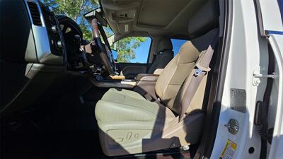 2018 Chevrolet Silverado 3500 LTZ   - Photo 9 - Lakeport, CA 95453-5619