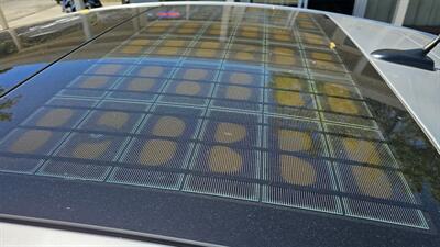 2010 Toyota Prius III - w/SOLAR PANELS   - Photo 5 - Lakeport, CA 95453-5619