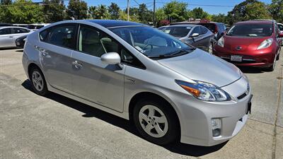 2010 Toyota Prius III - w/SOLAR PANELS   - Photo 2 - Lakeport, CA 95453-5619