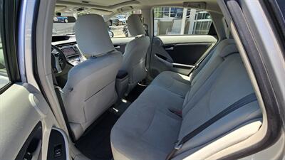2010 Toyota Prius III - w/SOLAR PANELS   - Photo 9 - Lakeport, CA 95453-5619