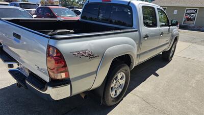 2005 Toyota Tacoma V6 4dr Double Cab V6   - Photo 3 - Lakeport, CA 95453-5619