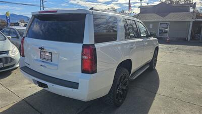 2017 Chevrolet Tahoe LT   - Photo 3 - Lakeport, CA 95453-5619