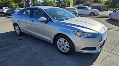 2014 Ford Fusion S   - Photo 2 - Lakeport, CA 95453-5619
