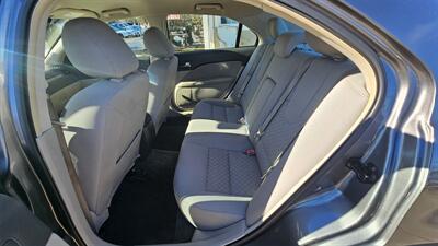 2011 Ford Fusion SE - Photo 7 - Lakeport, CA 95453-5619