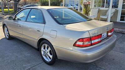 2001 Lexus ES 300 - Photo 4 - Lakeport, CA 95453-5619