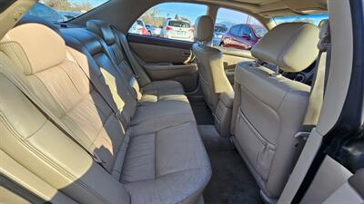 2001 Lexus ES 300 - Photo 5 - Lakeport, CA 95453-5619