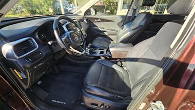 2016 Kia Sorento EX   - Photo 9 - Lakeport, CA 95453-5619
