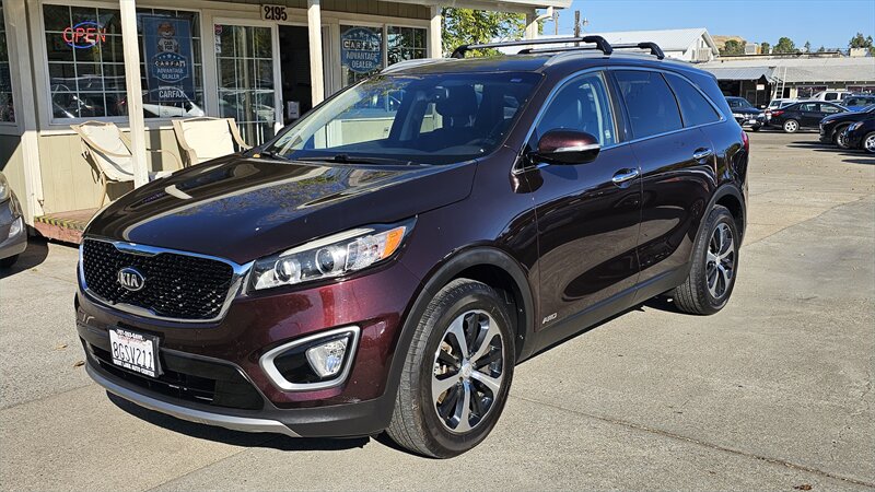 2016 Kia Sorento EX   - Photo 1 - Lakeport, CA 95453-5619