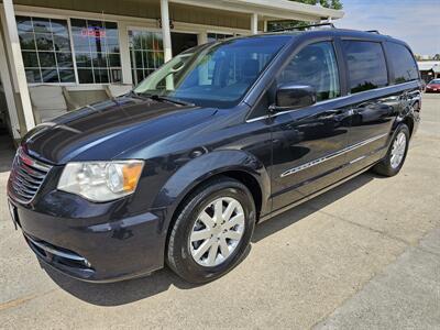 2014 Chrysler Town & Country Touring Van