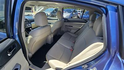 2015 Subaru XV Crosstrek 2.0i Limited   - Photo 8 - Lakeport, CA 95453-5619