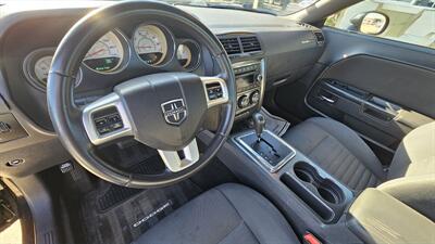 2013 Dodge Challenger SXT   - Photo 7 - Lakeport, CA 95453-5619