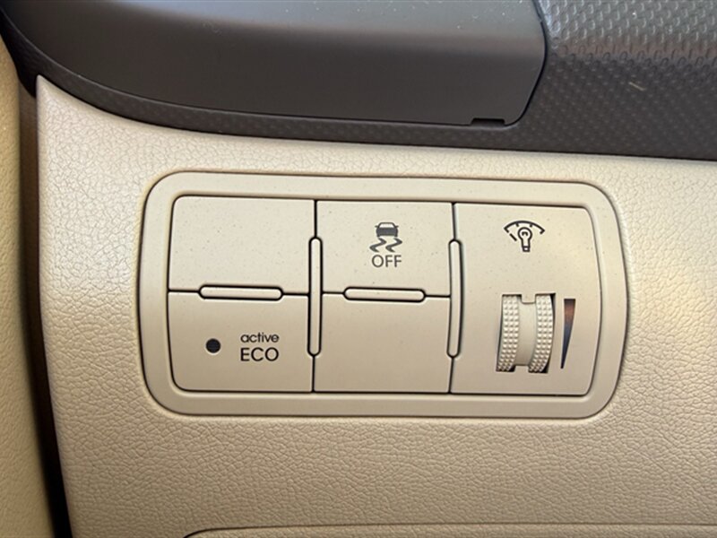 2014 Hyundai ACCENT GLS - Photo 15 - Lakeport, CA 95453-5619