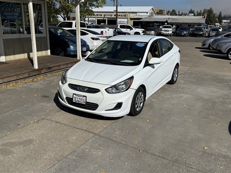 2014 Hyundai ACCENT GLS   - Photo 1 - Lakeport, CA 95453-5619