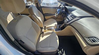 2014 Hyundai ACCENT GLS - Photo 6 - Lakeport, CA 95453-5619