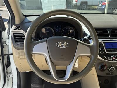 2014 Hyundai ACCENT GLS - Photo 8 - Lakeport, CA 95453-5619