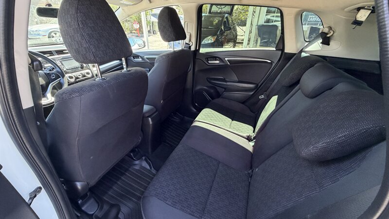 2016 Honda Fit LX - Photo 15 - Lakeport, CA 95453-5619