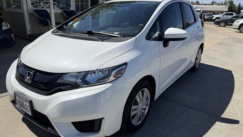 2016 Honda Fit LX - Photo 4 - Lakeport, CA 95453-5619
