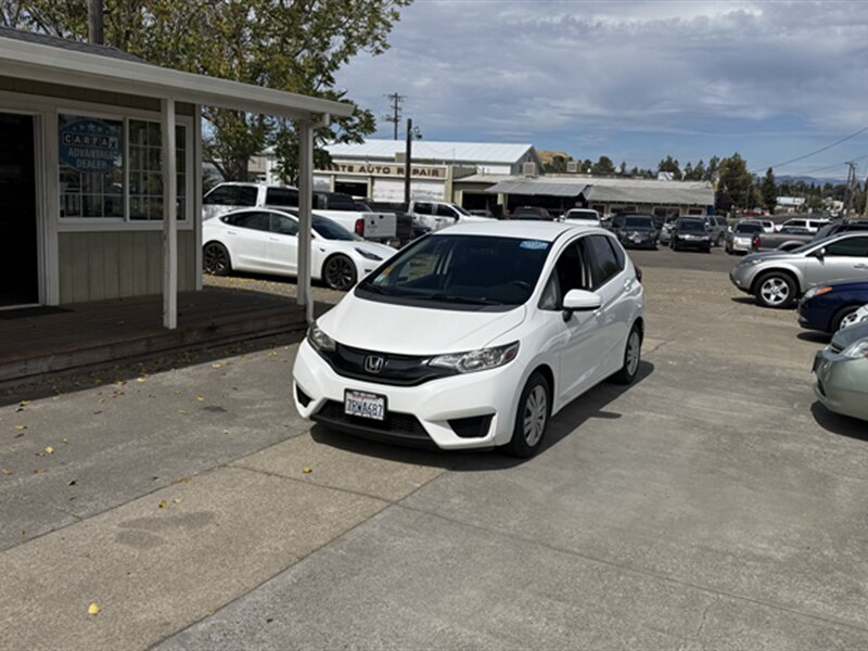 2016 Honda Fit LX   - Photo 1 - Lakeport, CA 95453-5619