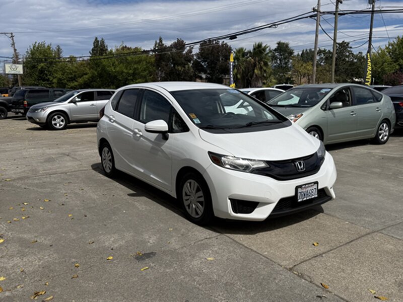 2016 Honda Fit LX - Photo 3 - Lakeport, CA 95453-5619